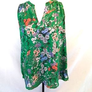 DALIA Sleeveless Flowered Top 12
